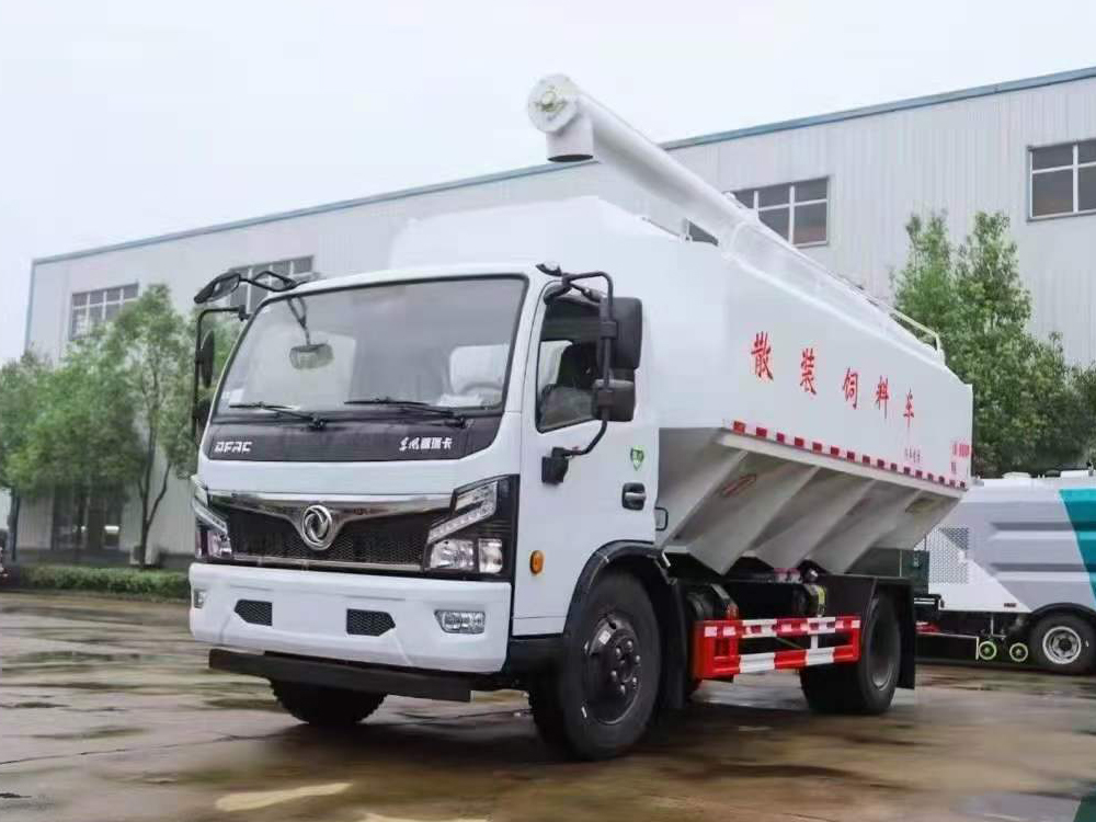 東風(fēng)福瑞卡18方散裝飼料車(chē) 東風(fēng)福瑞卡18方散裝飼料車(chē)